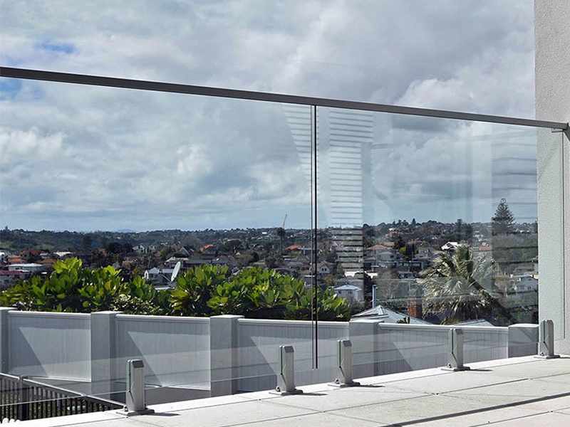 قیمت هندریل شیشه ای